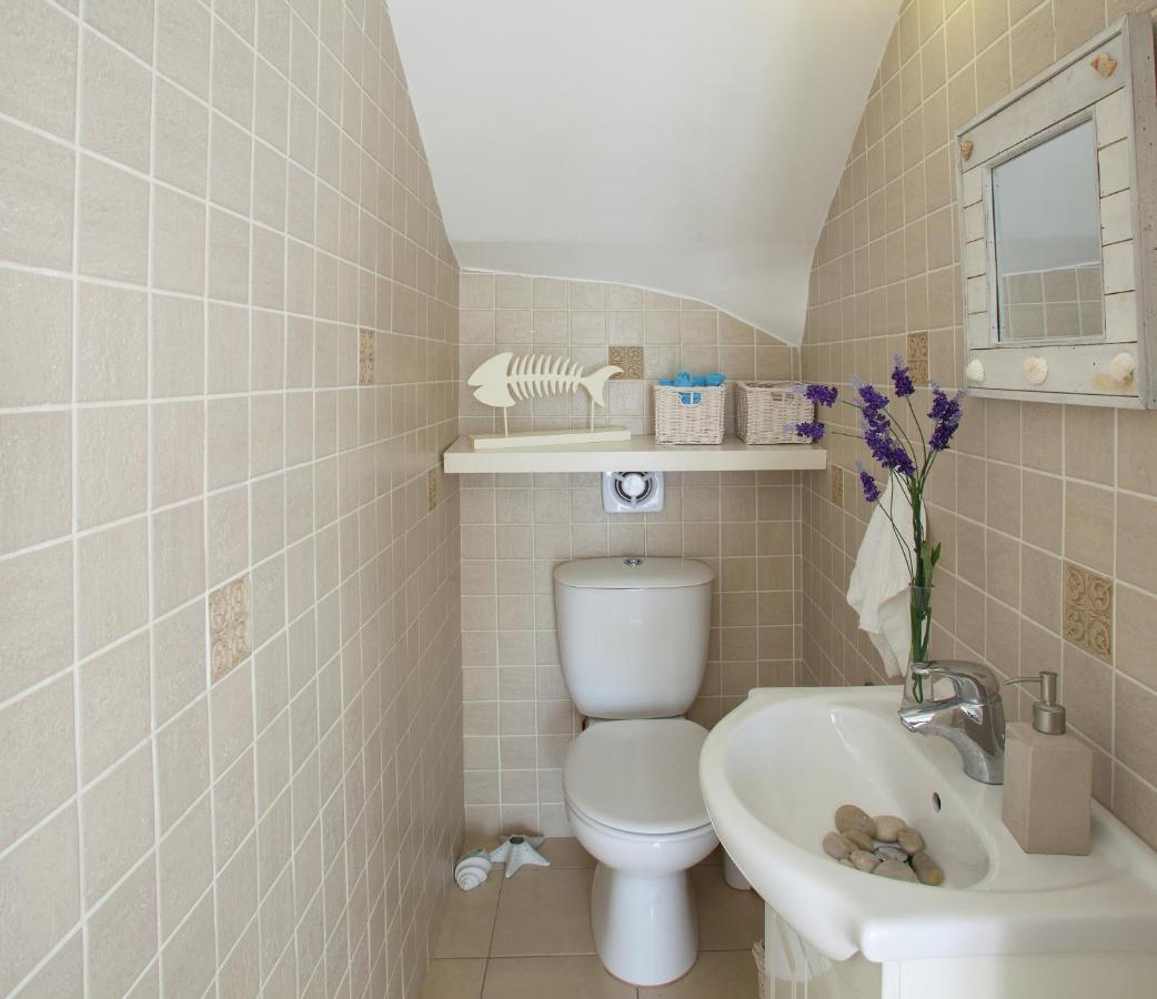 פרוטאראס Mimoza Seafront Villa מראה חיצוני תמונה